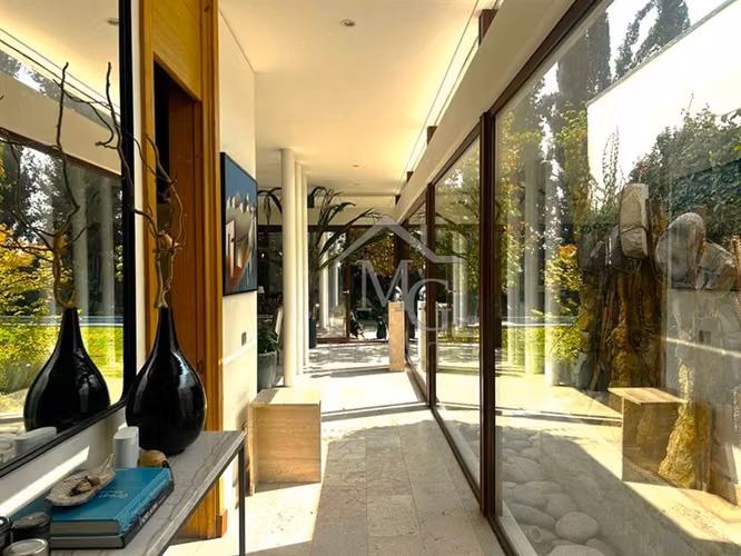 Casa en venta de 4 dorm. en Piedra Roja Colina