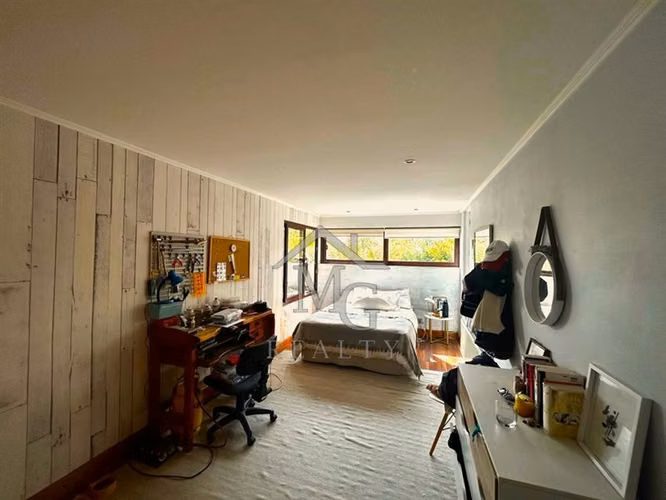 Casa en venta de 4 dorm. en Piedra Roja Colina