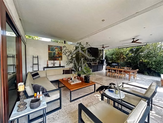 Casa en venta de 4 dorm. en Piedra Roja Colina