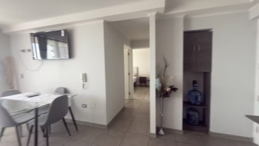 Se Arrienda Departamento 2 Dormitorios Amoblado en sector centro Edificio Cavancha valor 800.000 incluye los gastos comunes - Imagen 12