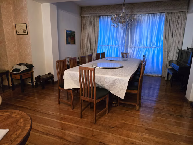 LA REINA ALTA: TERRENO 11.080 m2, CASA 800 m2. (SPM 800 m2) IDEAL INMOBILIARIA