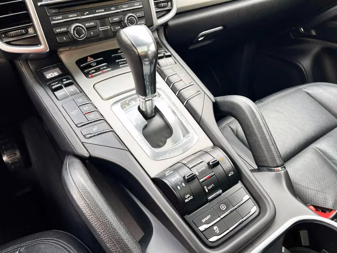 PORSCHE CAYENNE 3.0 DIESEL  2014