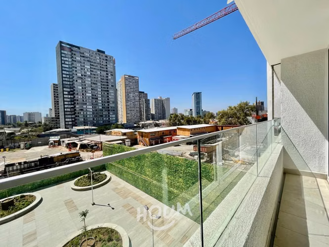 Departamento en Avenida María Rozas Velásquez