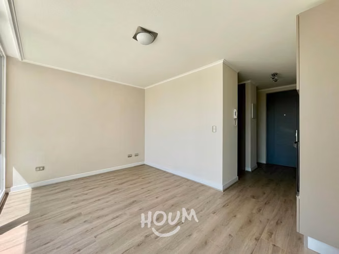 Departamento en Avenida María Rozas Velásquez