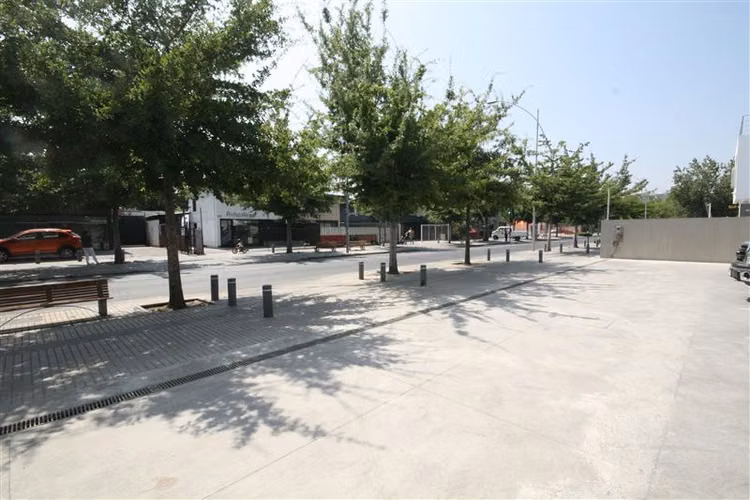 Espacios Comerciales sector Geronimo de Alderete, Vitacura