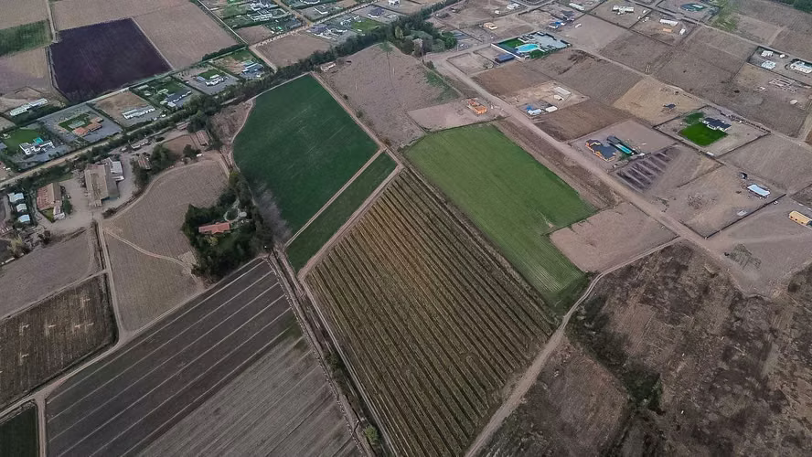 PARCELAS PLANAS CON LUZ, CREDITO DIRECTO (157790)