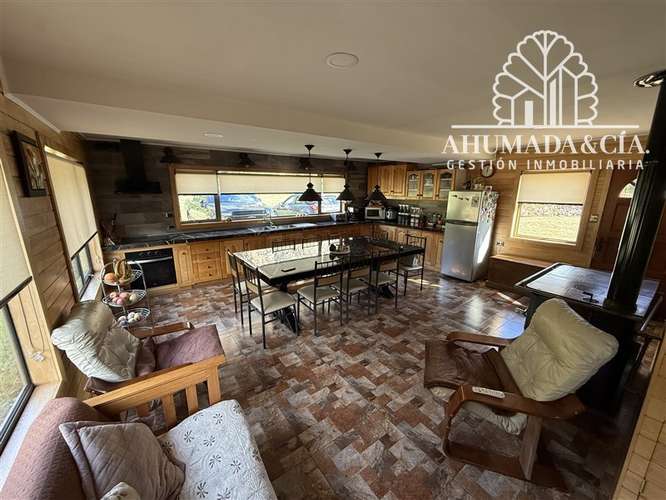 Casa en venta de 5 dorm. en Coihaique - Imagen 3