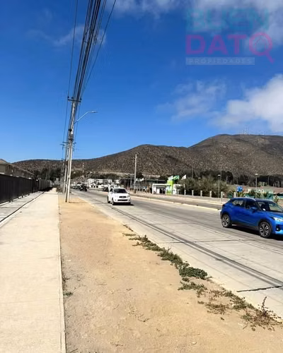 LOCAL COMERCIAL Avenida Raul Bitran esquina calle Ulmo