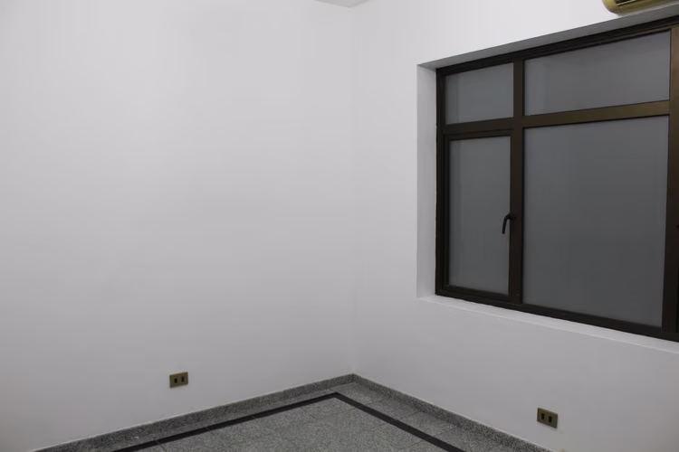 2 privados amplios y cómoda  recepción (157975)