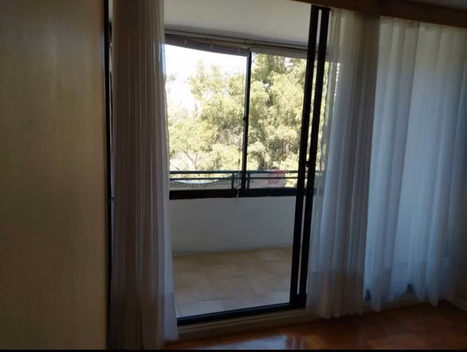 Venta de Departamento Condominio Reina Victoria, Valparaíso UF4590.-