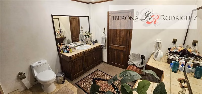 Casa en venta de 6 dorm. en San Fernando