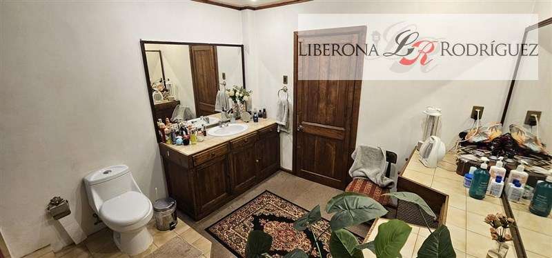 Casa en venta de 6 dorm. en San Fernando