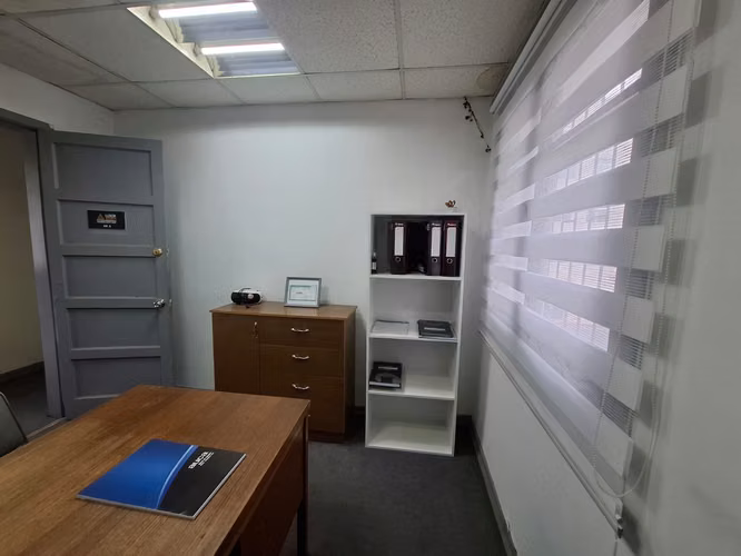 EN ARRIENDO OFICINA A PASOS DE PLAZA DE ARMAS CHILLAN