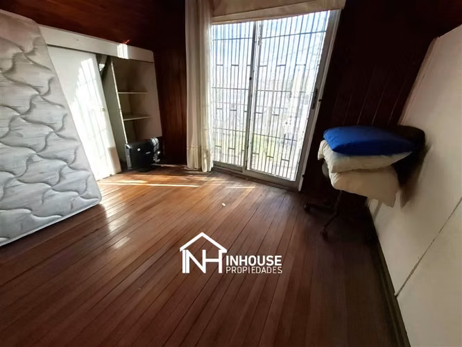 Casa en venta de 4 dorm. en Lo Prado