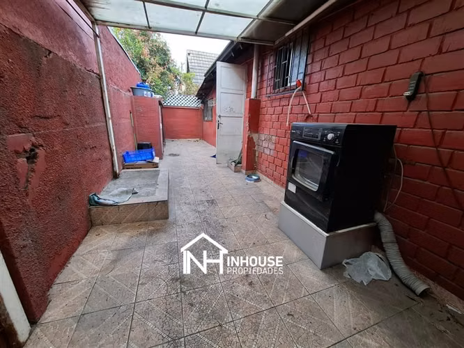 Casa en venta de 4 dorm. en Lo Prado