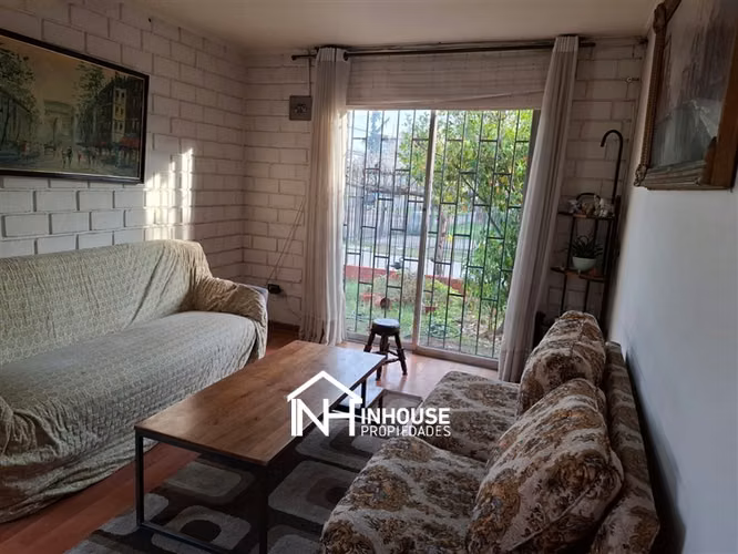 Casa en venta de 4 dorm. en Lo Prado