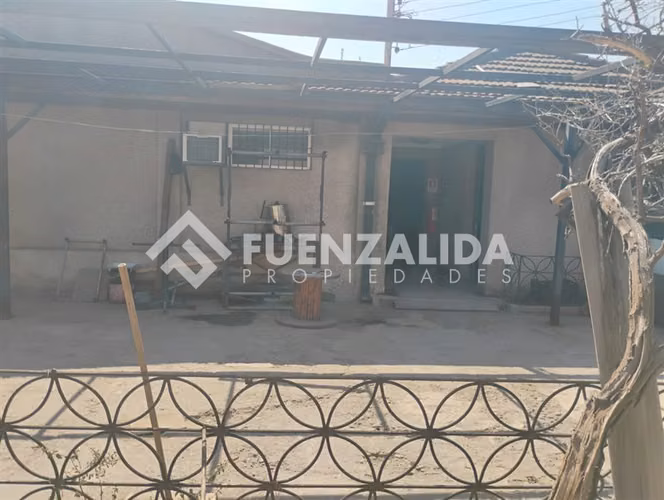 Casa en venta de 3 dorm. en San Miguel