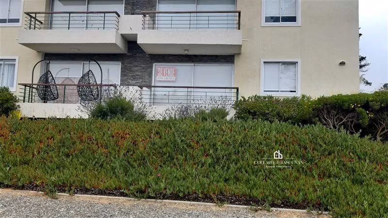 Departamento en venta de 2 dormitorios,2 baños en El Tabo