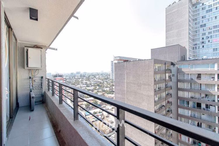 Departamento en Avenida Ecuador
