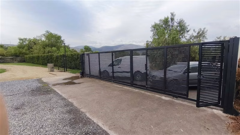 Casa en venta de 7 dorm. en Lampa