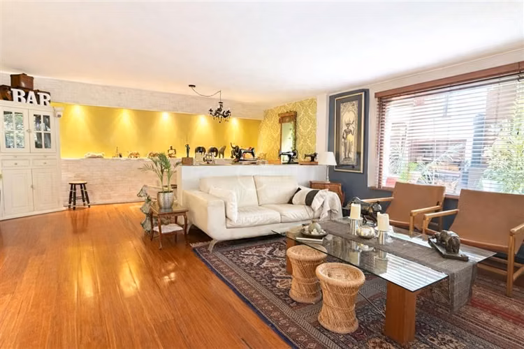 Departamento en venta de 4 dorm. en Vitacura