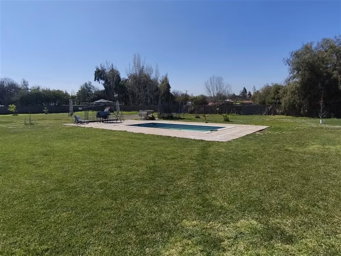 Casa en venta de 6 dorm. en Lampa