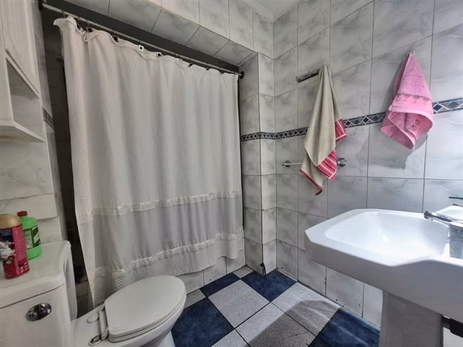 Casa en venta de 3 dorm. en Independencia