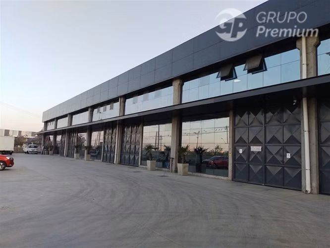 EMPRESA DE LOGÍSTICA ARRIENDA BODEGAS EN COLINA Y LAMPA