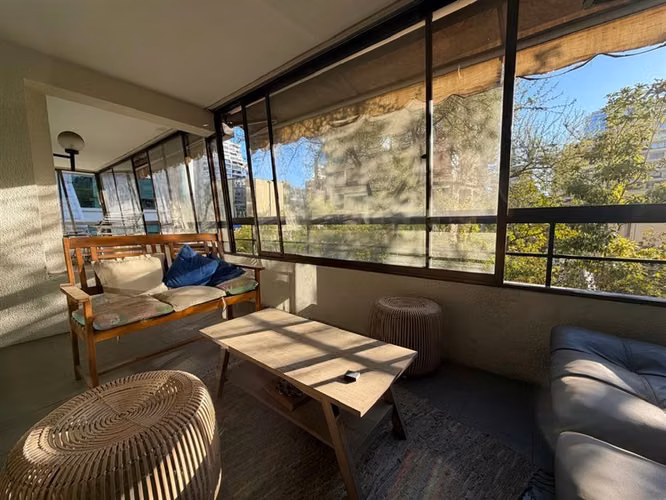 Departamento en arriendo AMOBLADO de 3 dorm. en Las Condes