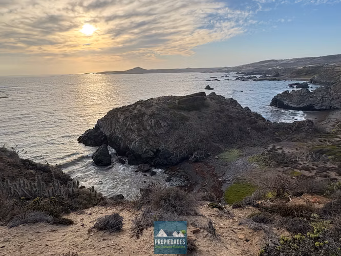 PARCELA CON VISTA PANORÁMICA AL MAR EN OCHOQUEBRADAS