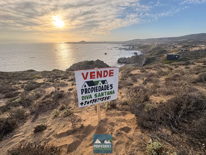 PARCELA CON VISTA PANORÁMICA AL MAR EN OCHOQUEBRADAS