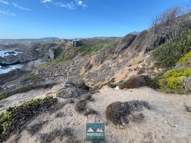 PARCELA CON VISTA PANORÁMICA AL MAR EN OCHOQUEBRADAS