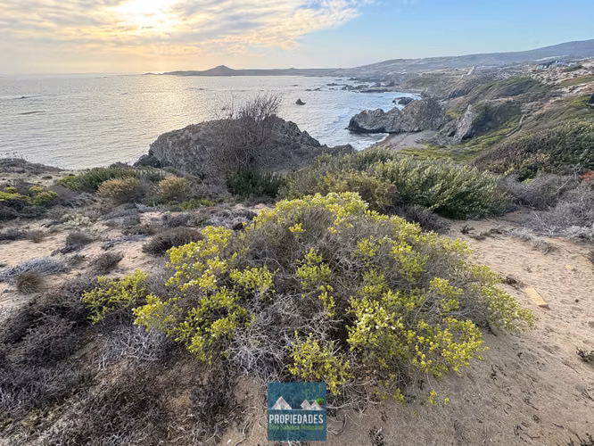PARCELA CON VISTA PANORÁMICA AL MAR EN OCHOQUEBRADAS