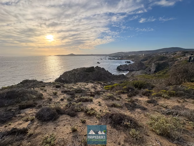 PARCELA CON VISTA PANORÁMICA AL MAR EN OCHOQUEBRADAS