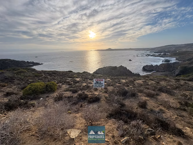PARCELA CON VISTA PANORÁMICA AL MAR EN OCHOQUEBRADAS