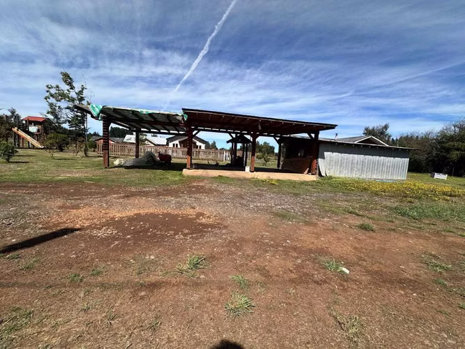 SE VENDE CASA EN PARCELA SECTOR HUICHAHUE (158067)
