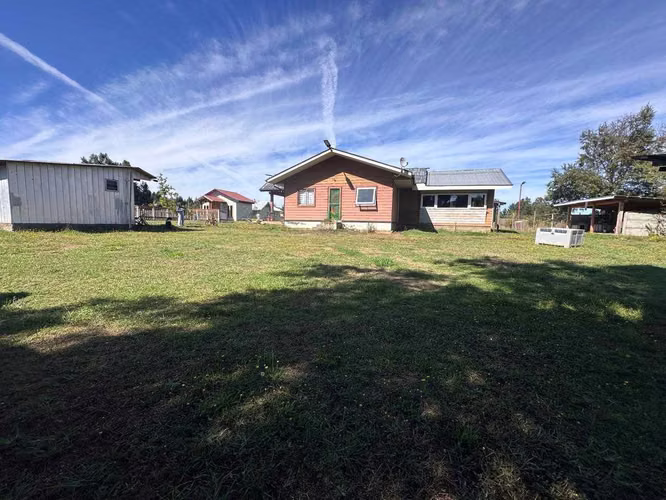 SE VENDE CASA EN PARCELA SECTOR HUICHAHUE (158067)