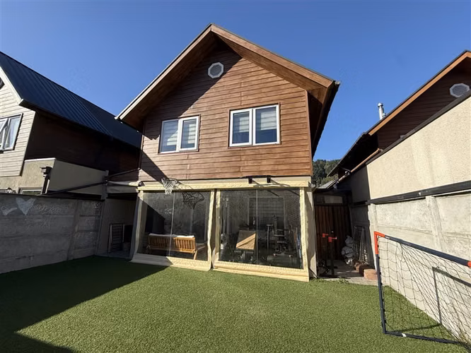 Casa en venta de 3 dormitorios y 3 baños en Chiguayante