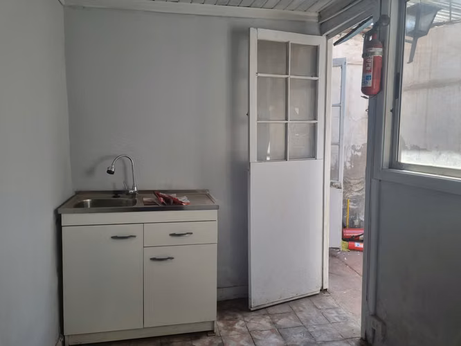 Vendo | Casa con giro comercial | Barrio Yungay - Imagen 6