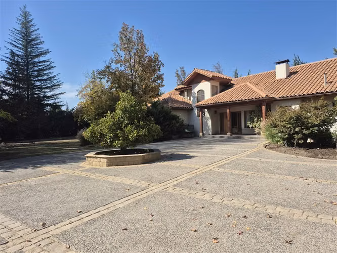 Vendemos casa Calle Larga