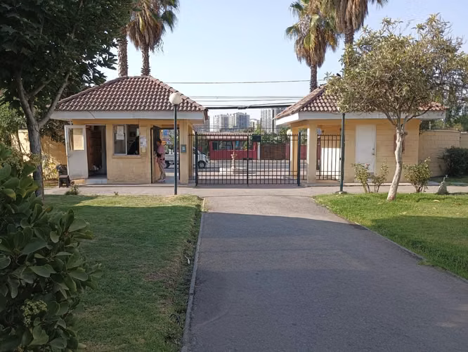 Vendo Hermosa Casa , Excelente Ubicación, Condominio Saint Gallen - Imagen 4
