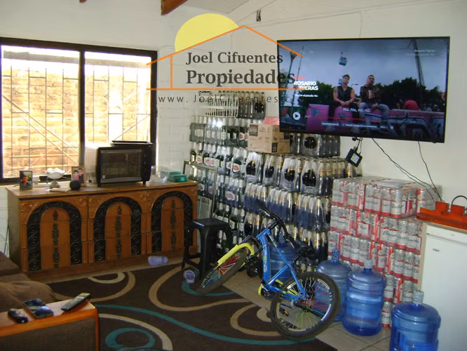 Propiedad con local comercial y departamento en 2do. Cod-2416