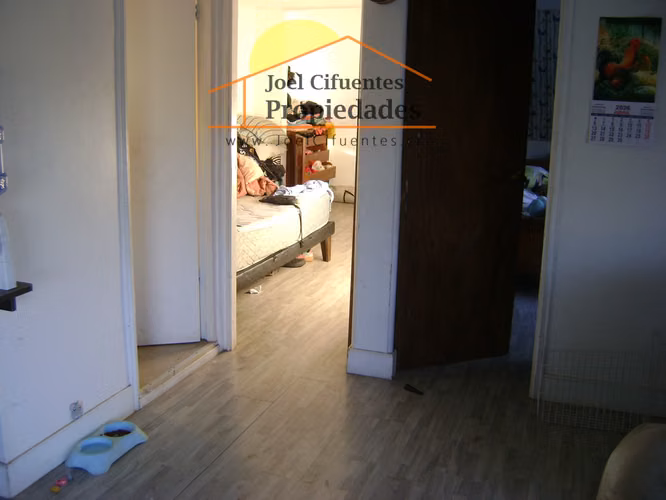 Propiedad con local comercial y departamento en 2do. Cod-2416