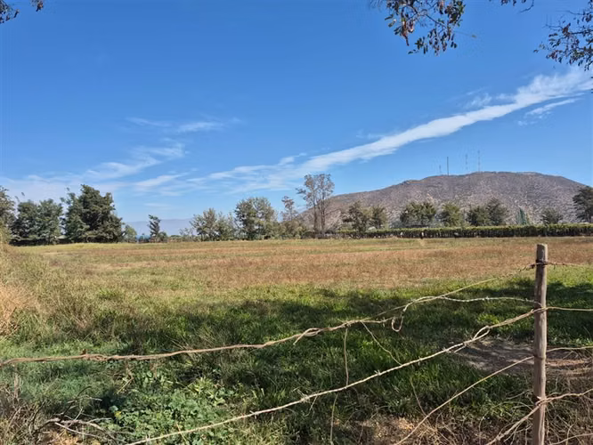 Venta de terreno en Santa María