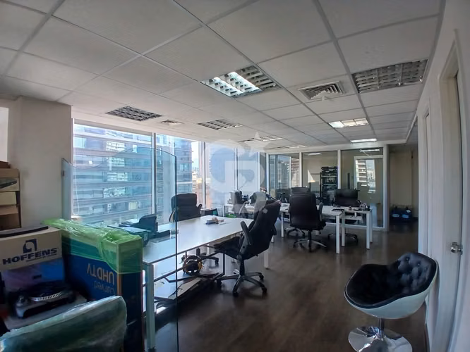 OFICINA EJECUTIVA EQUIPADA / PROVIDENCIA
