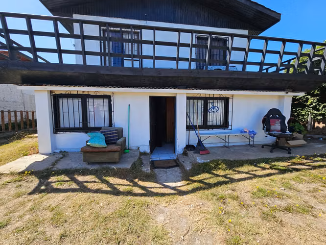 CASA CERCANA AL CENTRO DE EL QUISCO