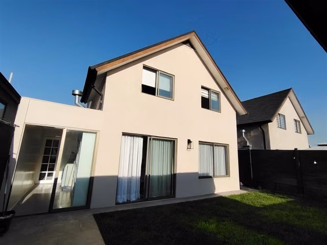 Casa aislada dentro de condominio Ayres de Chicure 3D y 3B