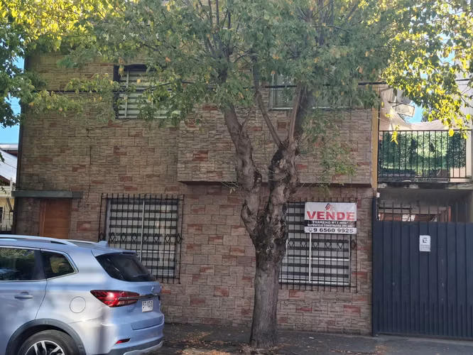 EN VENTA CENTRICA PROPIEDAD EN CALLE  ISABEL RIQUELME - CHILLAN