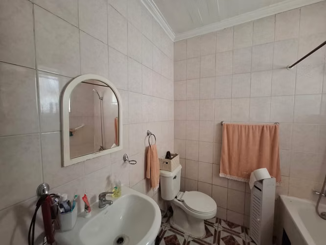 EN VENTA CENTRICA PROPIEDAD EN CALLE  ISABEL RIQUELME - CHILLAN