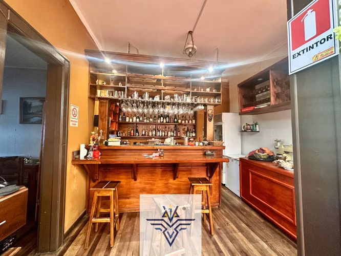 Se vende propiedad comercial en calle Quillota, Viña del mar